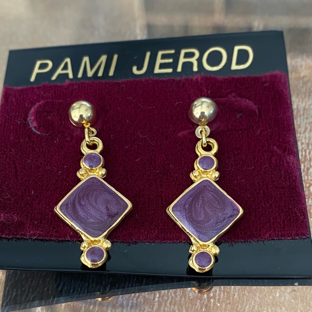 Pami Jerod earrings